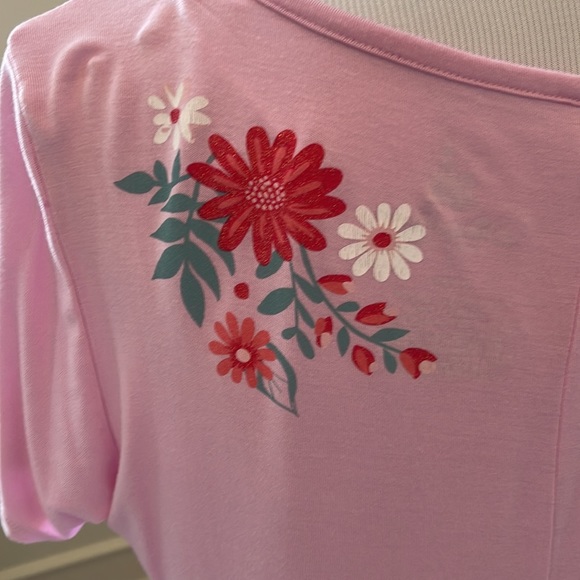 Disney Parks pink short sleeve shirt - Picture 4 of 6